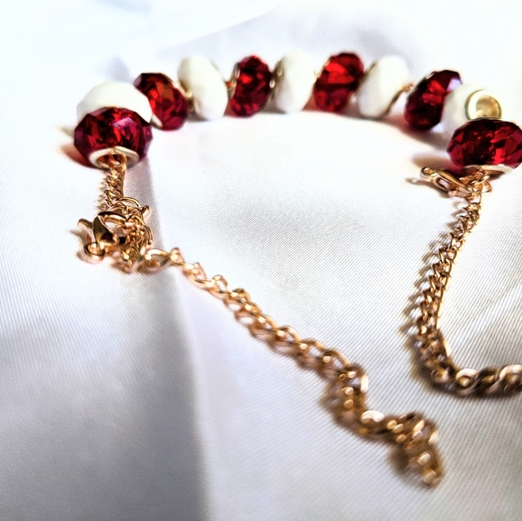 Wine red and white stone bracelet - Picture 3 of 4